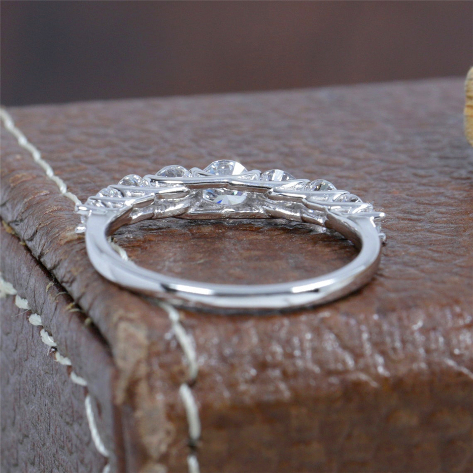 Jewelry Round Cut Lab Diamond 18K White Gold Real Gold Tapered Dainty Ring HPHT CVD Diamond Ring Women Eternity Band Ring