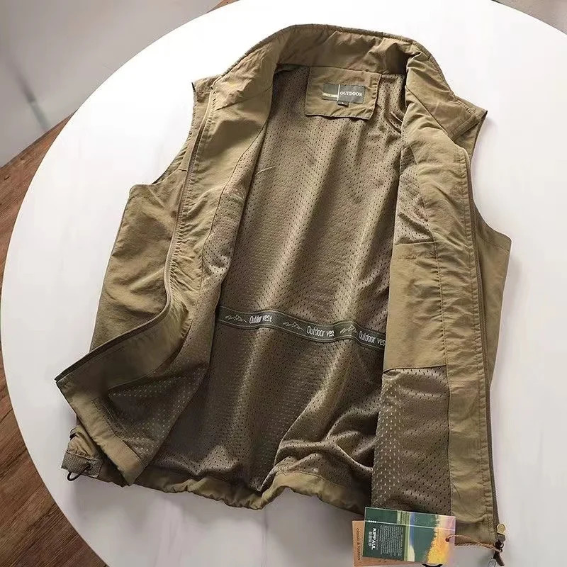 Outdoor multi pack vests work clothes vests customized stock casual waterproof vest 250219