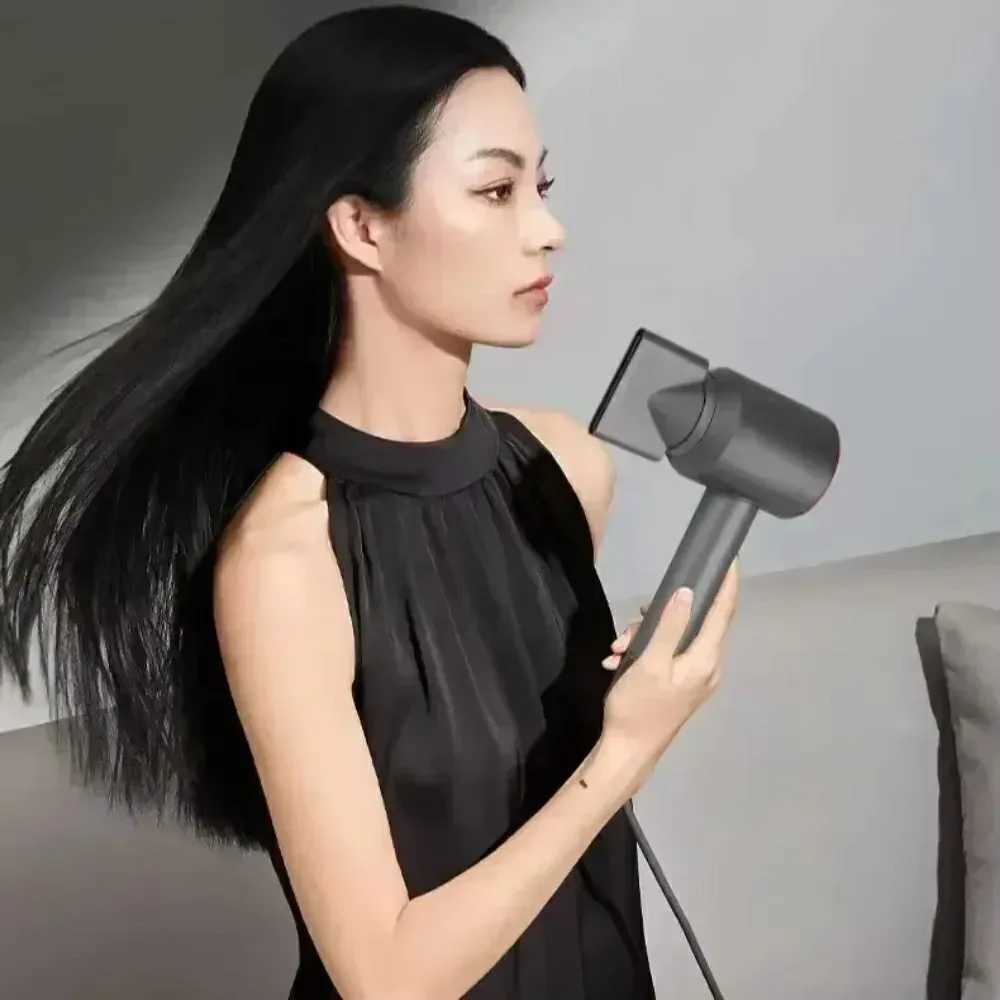 Hair Dryer with Hot and Cold Air Functionality Lightweight 5 in Professional Styling Tool for Easy Blowouts W250220