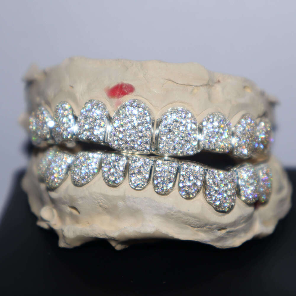 Help Customer Setting Dias Iced Out Your Own Grills 1.0-1.5MM VVS D Moissanite Gold Dental Teeth Grillz