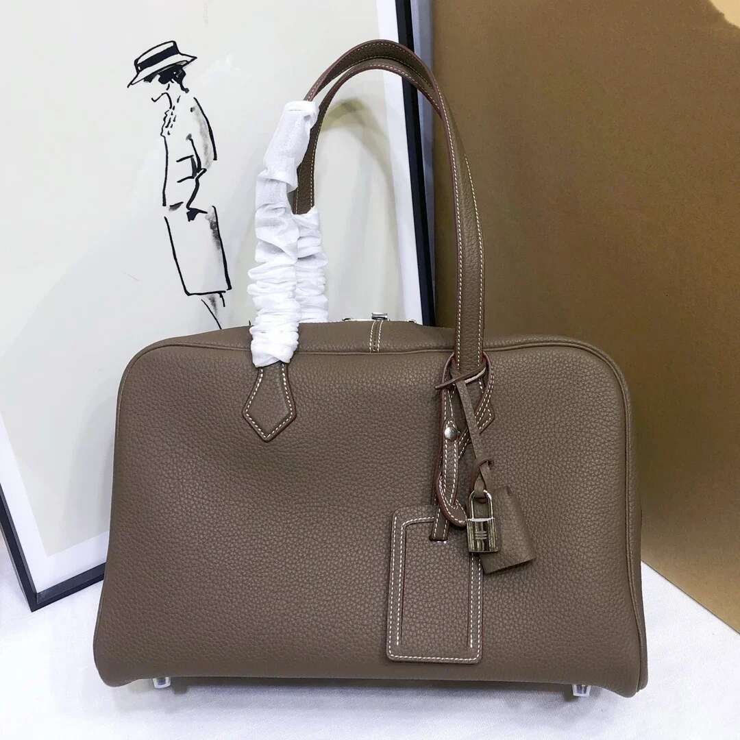 Top Women's Handbag 35cm Bow Bag Autumn And Winter High-end Feeling New Fashionable Leather Large Capacity Designer Handbag