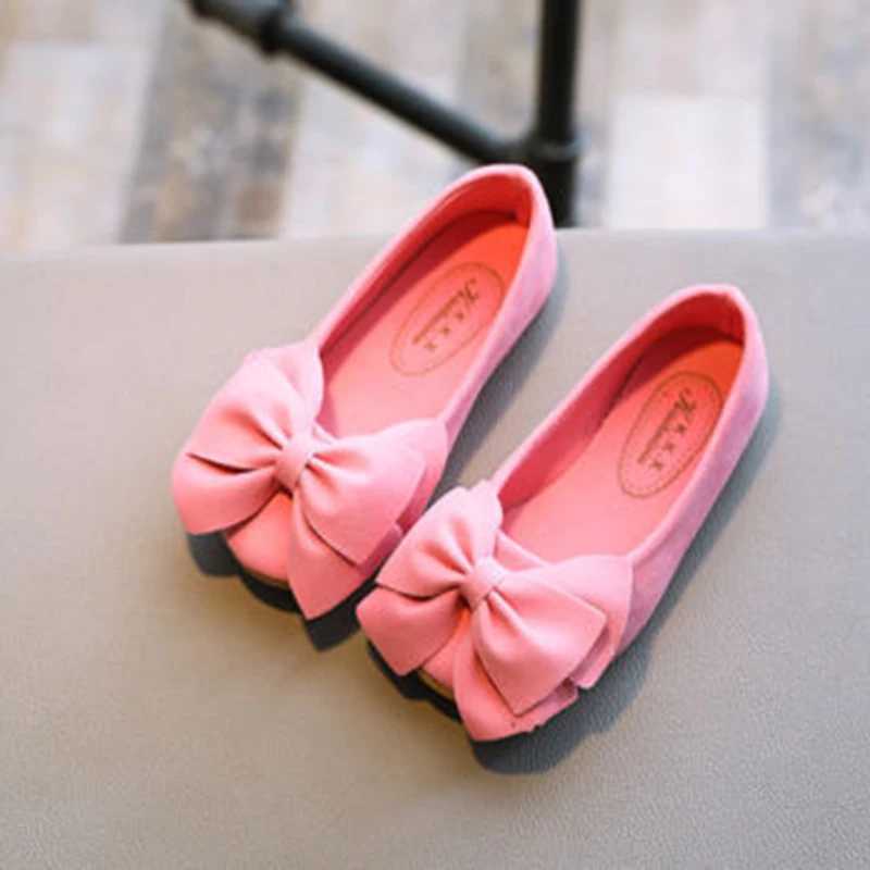 2019 Brand New Fashion Children Princess Shoes Kids Girl Dress Party Shoes Flats Casual Single First Walkers Soft Slip-on X250220