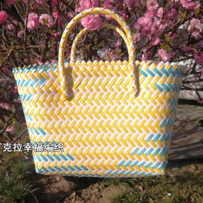 Design PVC Woven Women Bag Large Capacity Tote Women Handbag Hand Woven Color Contrast Beach Bag Z250219