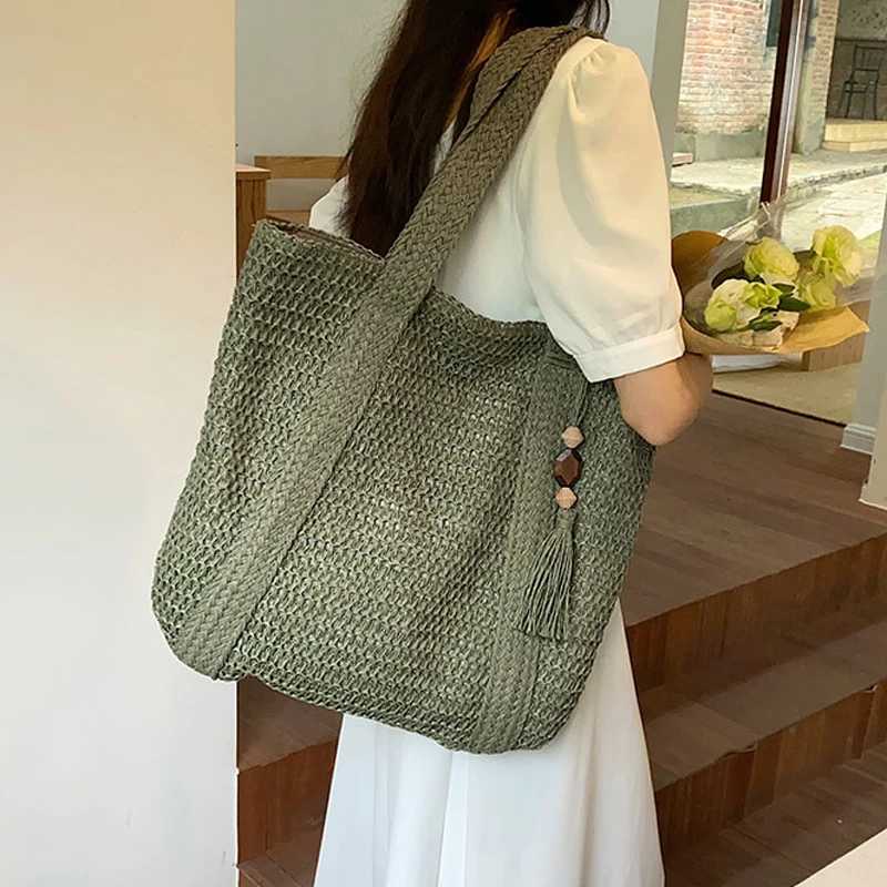Vintage New Fashion Large Capacity Solid Grass Edited Womens Woven Shoulder Bag Elegant Casual Bag Z250219