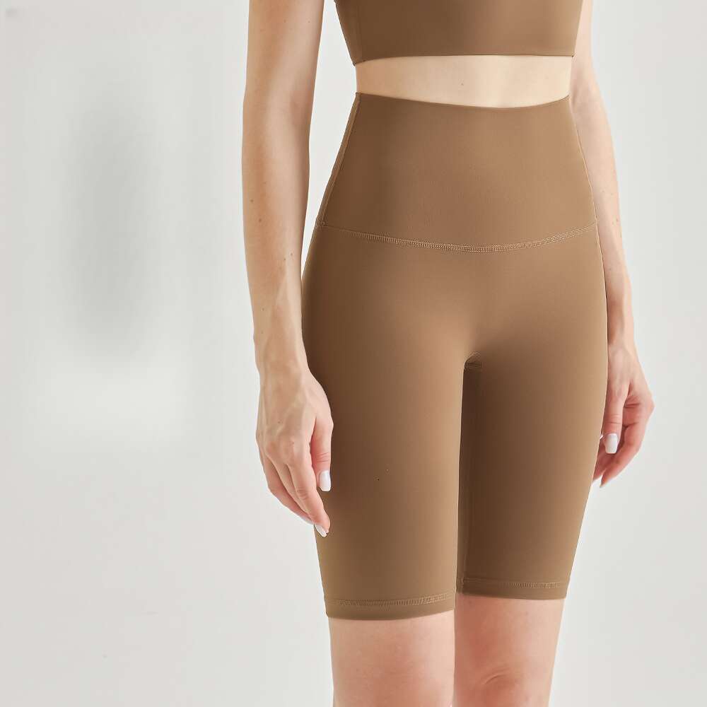 Yoga pants for women in summer, nude riding quick drying, hip lifting, fiess high waisted sports five quarter pants, yoga shorts, 2025 new style, chic