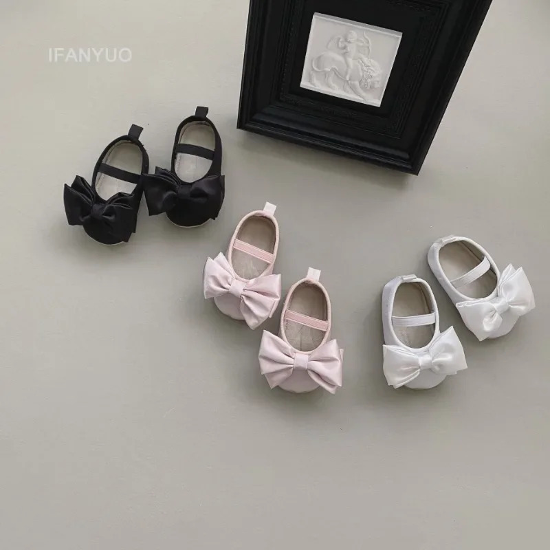 Baby Shoes Spring Autumn Girls Bow Ballet Style Satin Soft Baby Anti-slip and Anti Drop Heel Princess Toddler Shoes 250219