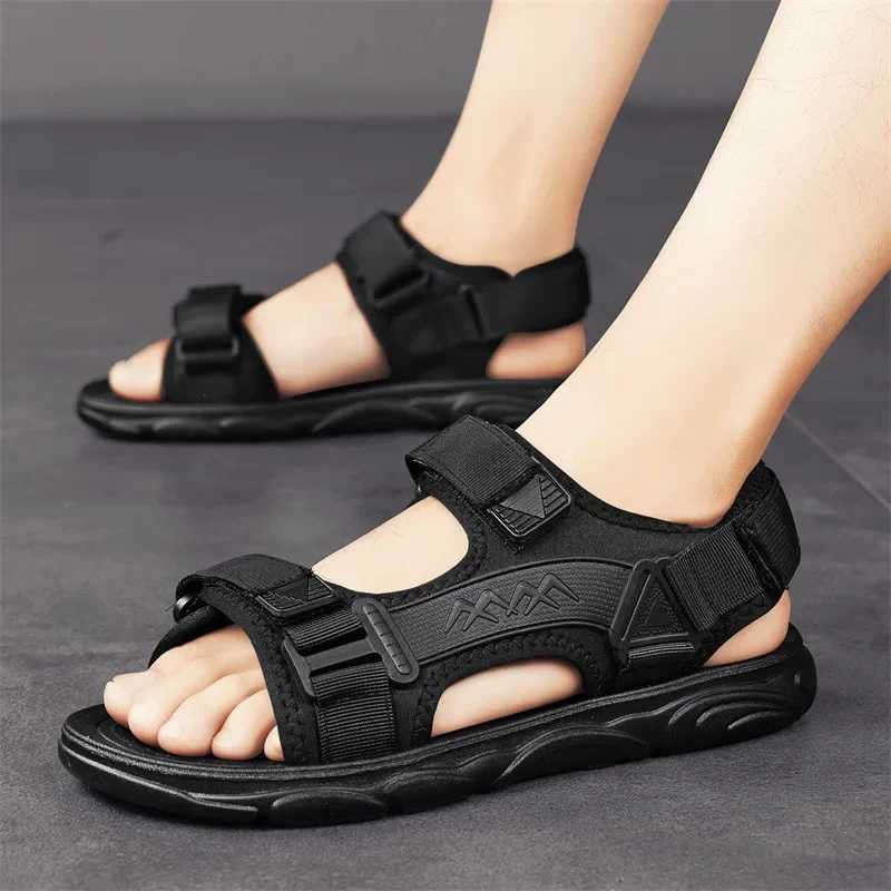 New Arrival Trendy Mens Sandals Magic Sole Pad Young People Soft Bottom Shoes Mens Beach Shoes Summer Magic Slippers T250220