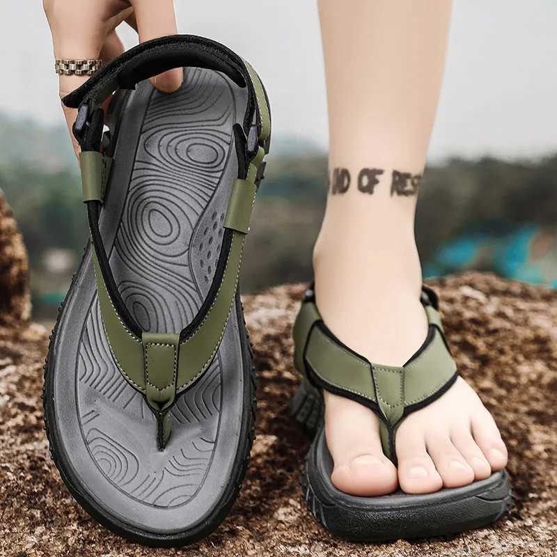 New Arrival Summer Mens Casual Beach Sandals Fashion Men Waterproof Shoes for Man Hard-Wearing Flip Flop Concise Mens Non-Slip Sports Slide T250220