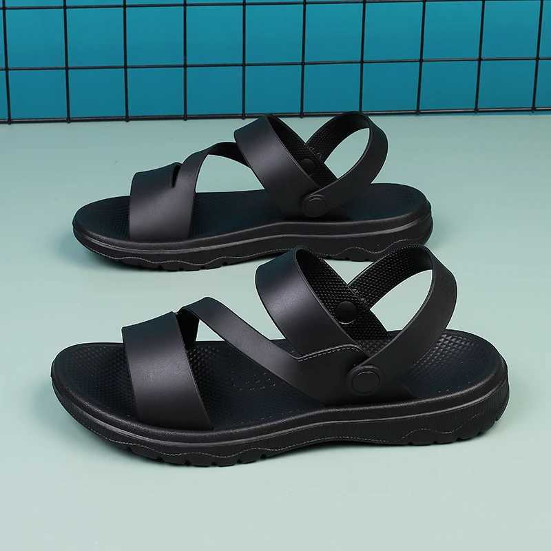 New Arrival Summer mens sandals outdoor mens slippers comfortable beach casual shoes anti slip breathable Roman shoes flip garden shoes T250220