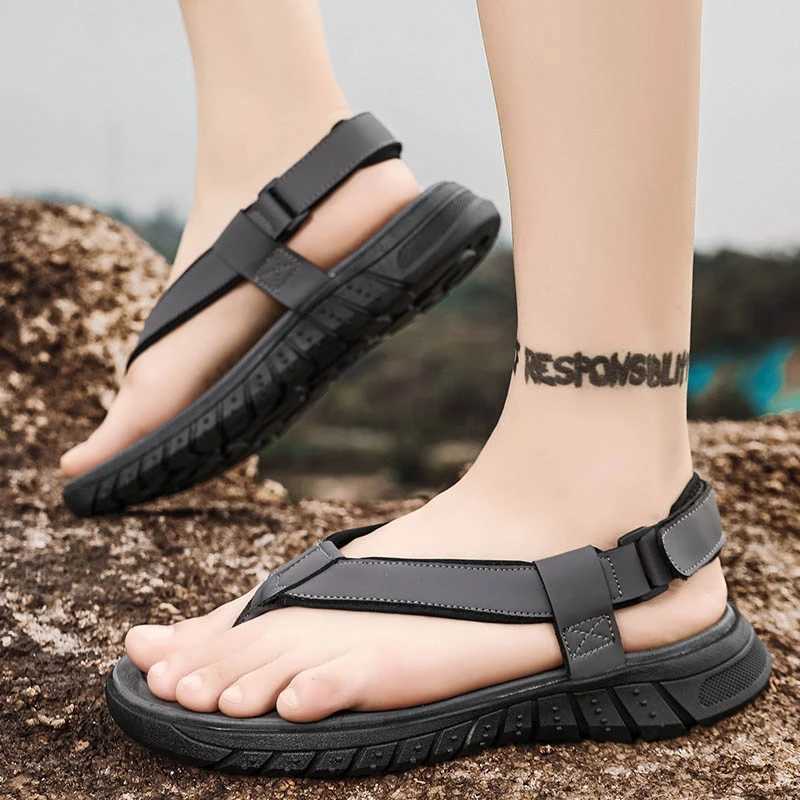 New Arrival Summer Mens Casual Beach Sandals Fashion Men Waterproof Shoes for Man Hard-Wearing Flip Flop Concise Mens Non-Slip Sports Slide T250220