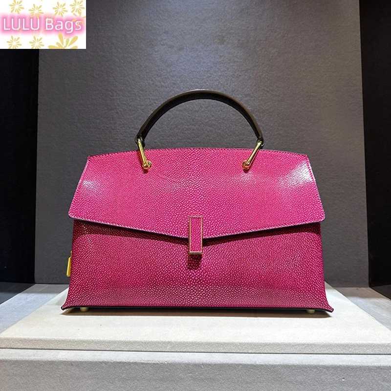 Pearl Fish Leather Pattern Women Handbags Shell Bag Cowhide Leather Lady Shoulder Messenger Bag Large Capacity Fashion Bags Z250220