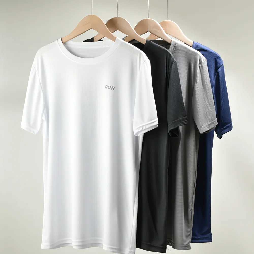 Mens quick drying short sleeved running moisturizing round neck T-shirt mens lightweight and breathable gym sweatshirt top M-4XL W250220