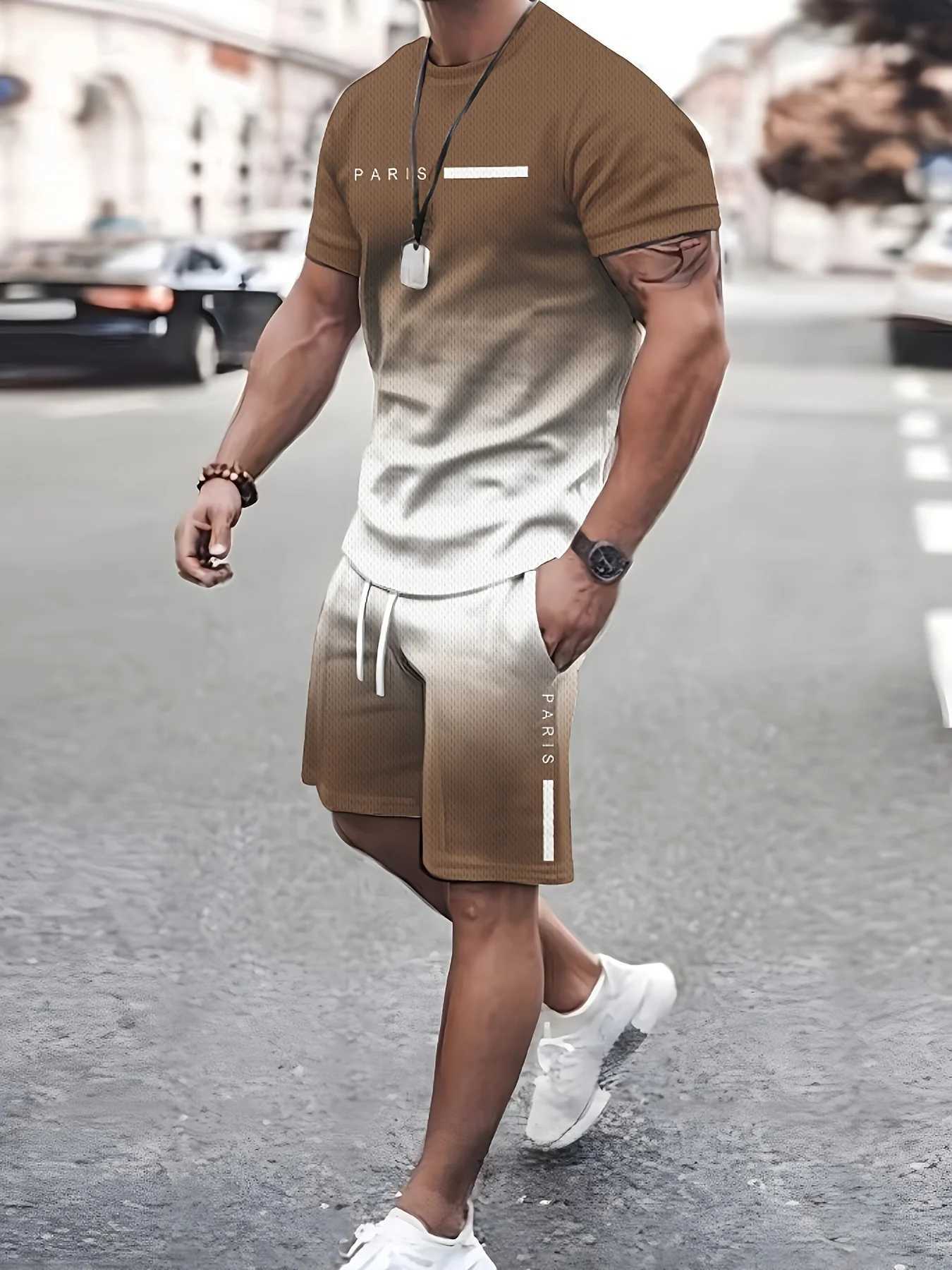 2 Piece Mens Fashion Summer Resort Clothing Set Mens Gradient Short Sleeve T-Shirt and Pocket Drawstring Shorts Set W250221