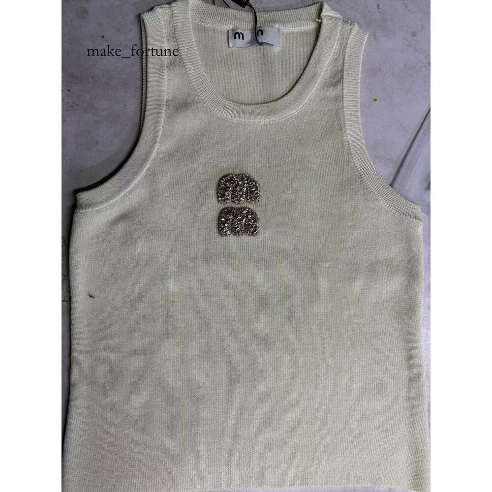 Womens Croptop T Shirt Designer Clothes Women Sexy Knitted Halter Tops Party Crop Miuly Miuly Vest 237