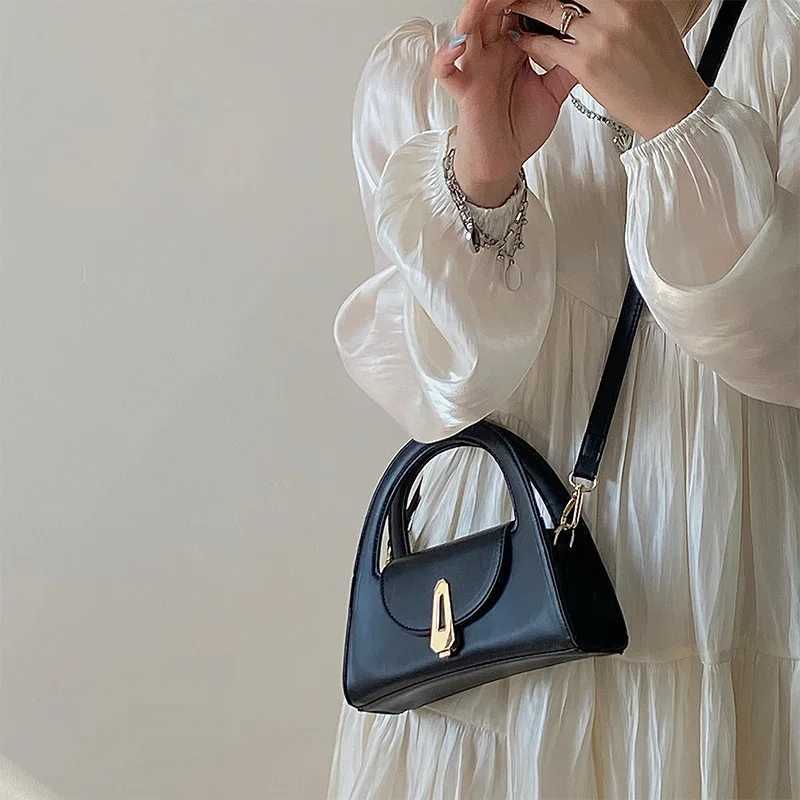 Ladies Flap Top-Handle Bags Versatile Commuter Crossbody Bag Fashion Retro Mini Bags Women Lock Shoulder Bag Pu Leather Handbags Z250220
