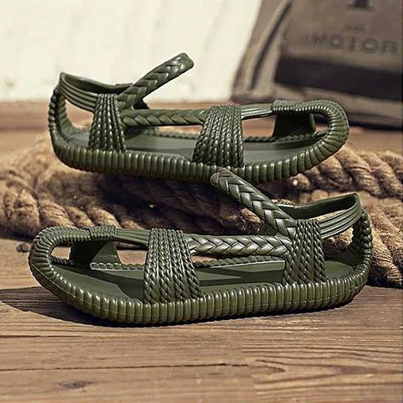 New Arrival Roman sandals mens sports sandals summer outdoor couple beach shoes Eva soft and comfortable open toe cloud slider T250220