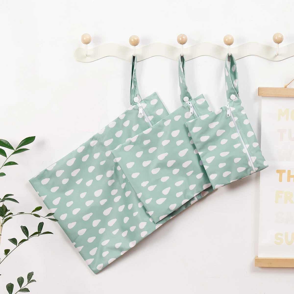 Happyflute 3pcs Different Size Waterproof Wet Bag For Cloth Diapers Breast Pump Part Organizer For Swimsuit Wet Clothes X250220