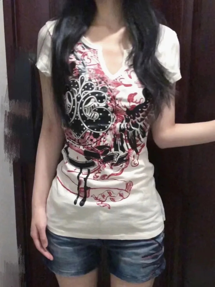 HOUZHOU Punk Harajuku Graphic Tshirts Women Japanese Style Y2k Vintage 2000s Aesthetic Grunge Top Gothic Short Sleeve Streetwear 250219