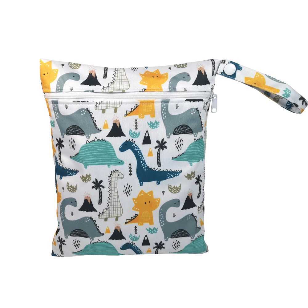 23 pattern NEW Size 20*25CM Wetbags Washable Reusable Cloth diaper Nappies Bags Waterproof Swim Sport Travel Carry bag X250220