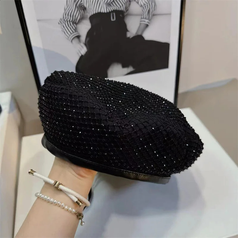 Grace star Retro Mesh yarn Shiny drill Fashion street Lady Beret Hat Women Autumn and Winter Style Leisure Painterhat 250220
