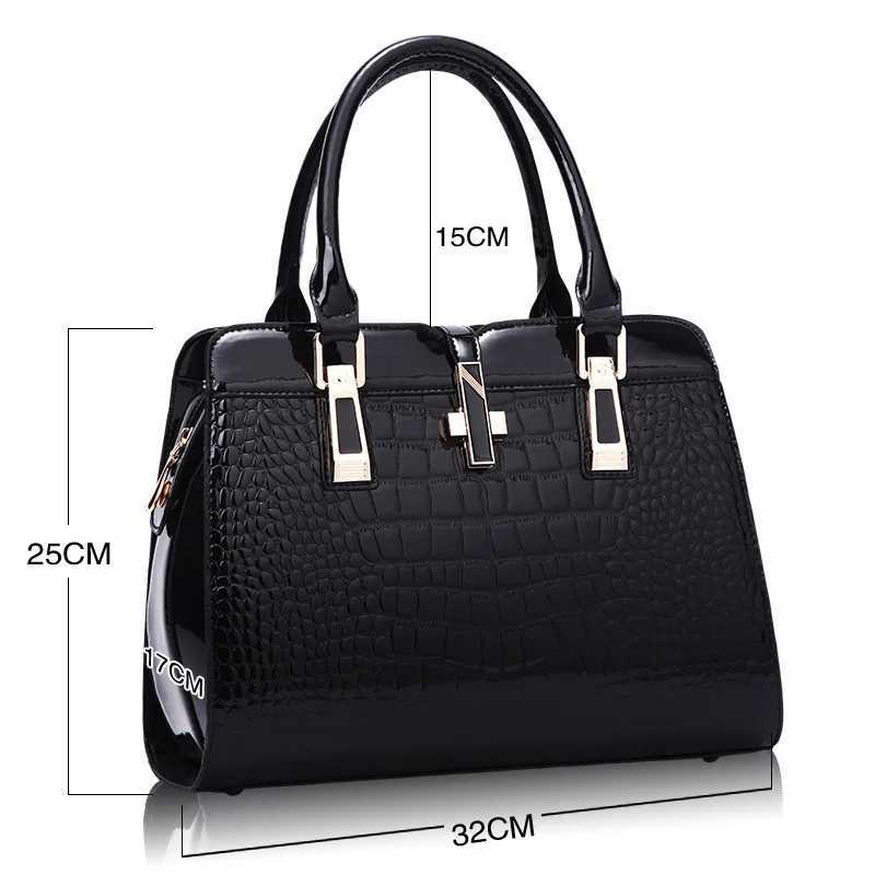New fashion crocodile pattern womens handbag large capacity Versatile Single Shoulder Bag Messenger Bag Z250220