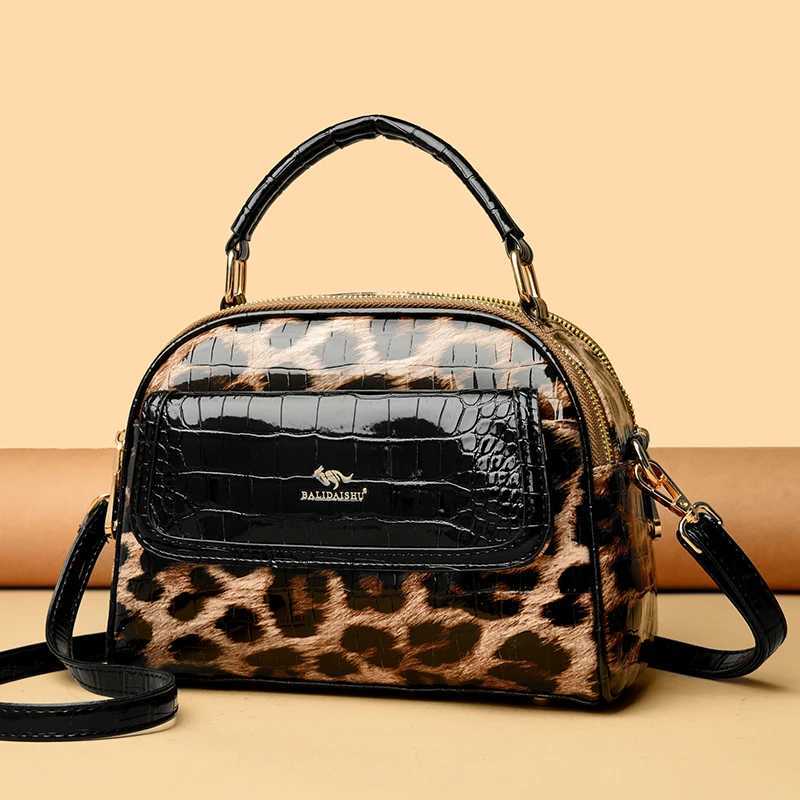 2024 Womens Shoulder Bag Designer Cross Body Bag New Summer Womens Bag PU Luxury Handbag Fashion Womens Messenger Bag Z250220