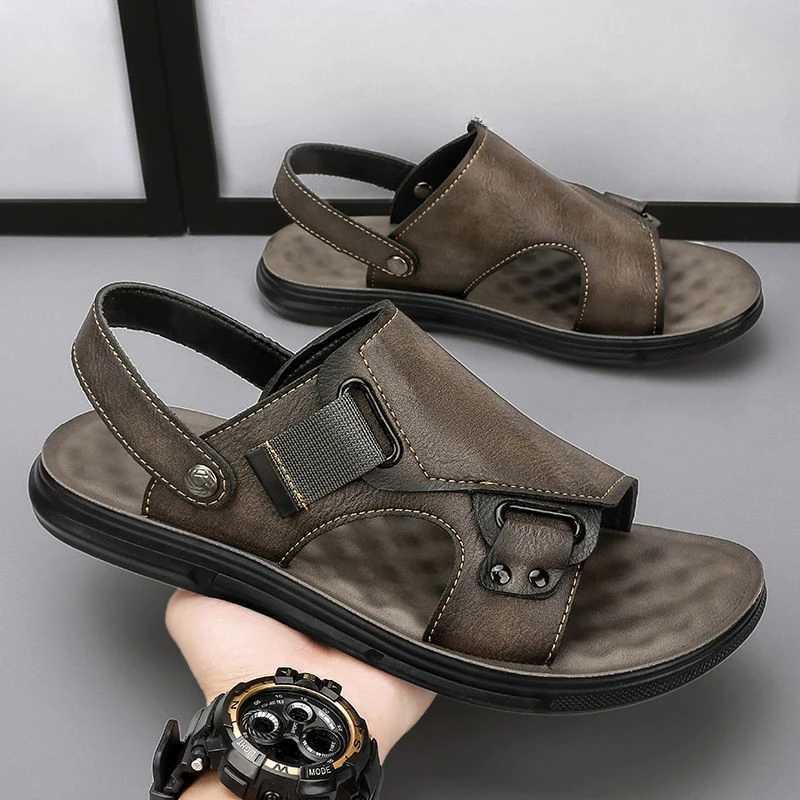 New Arrival Mens Sandals Massage Slippers Outdoor Comfortable Men Beach Shoes Classic Summer Non-Slip Thick-soled Leather Sandals T250220