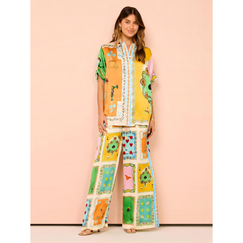 Women Tracksuits Two Pieces Set Designer 2025 New Fashionable Personalized Printed Short Sleeve Colored Holiday Leisure Lace Set 19 Colors