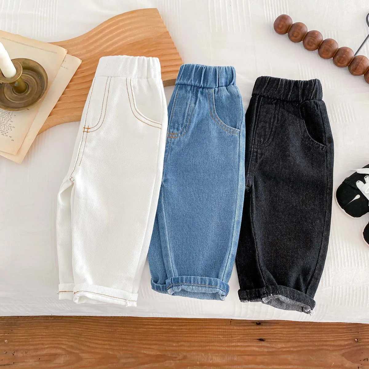 Spring Autumn Fashion Children Solid Jeans Girl Baby Retro Denim Casual Pants Boy Kid Pockets Cotton Trousers Toddler Dungarees Z250220