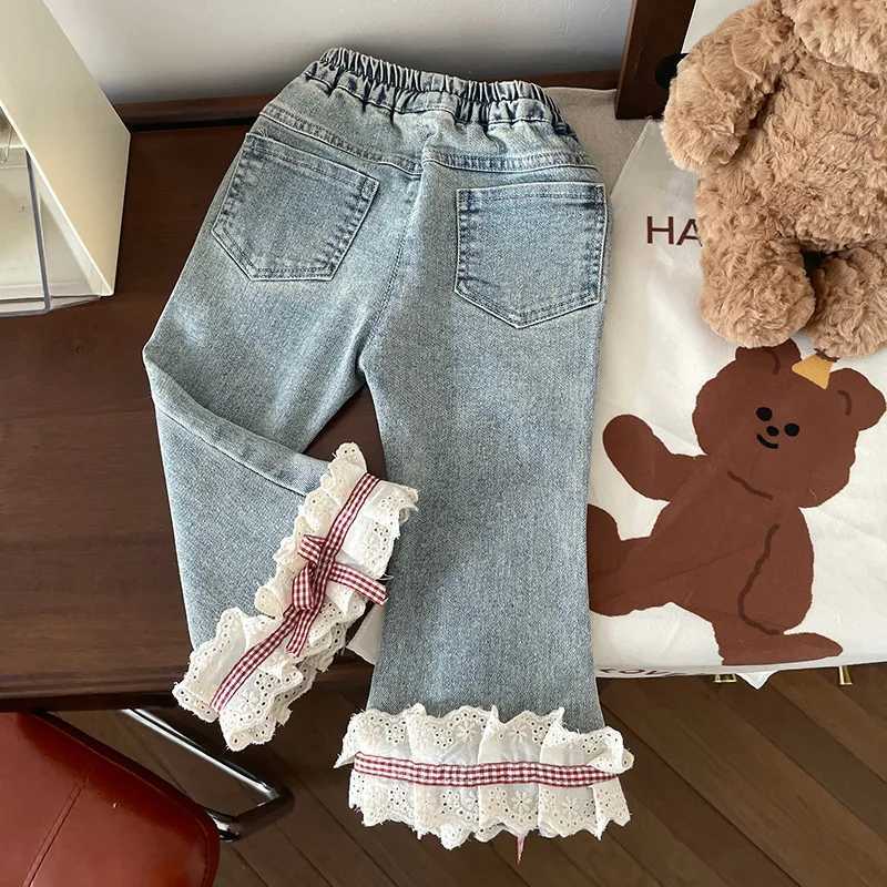 2025 Spring Autumn Korean Kids Girls Jeans Denim Stretch Lace Hem Pocket Toddler Girls Trousers Children Girls Flared Pants Z250220