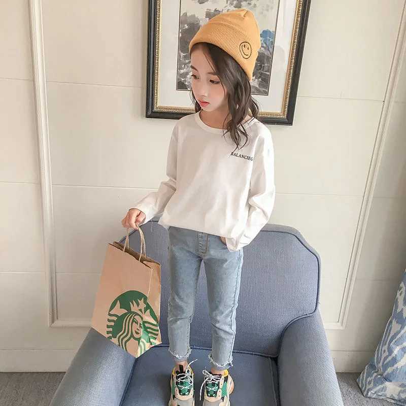 2024 Spring Autumn Girls Fashion Stretch Jeans Pencil Pants Baby Kids Children Casual Denim Trousers Z250220
