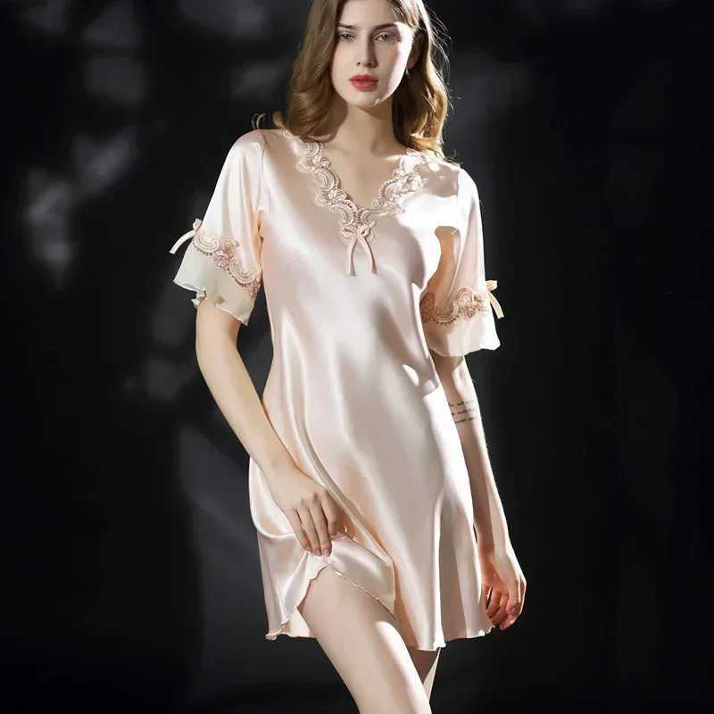 New Summer Women Spwear Ice Silk Nightdress Robe Sexy Lingerie Nightgown Lady Homewear Fe Night HomeXJ250220