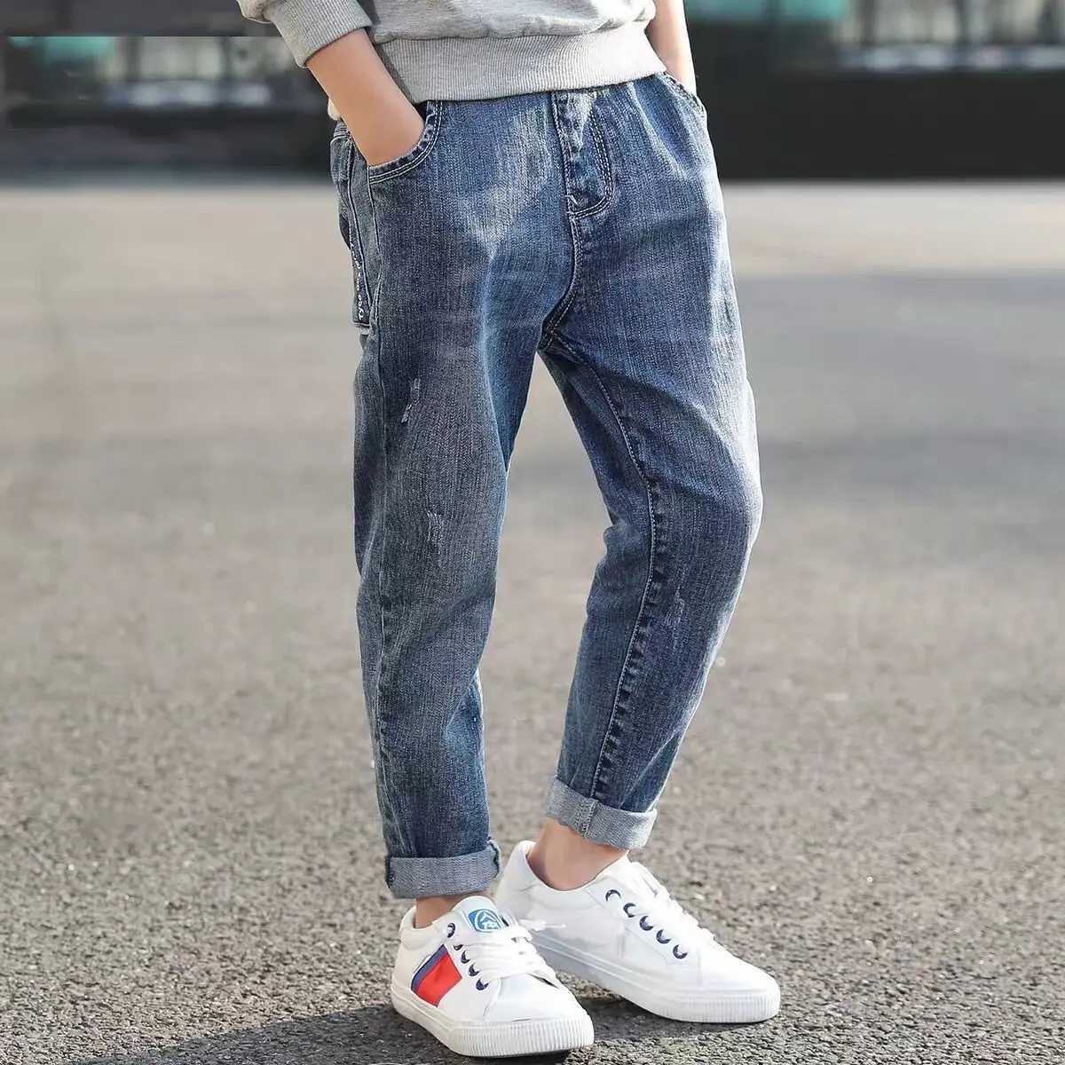 Teenage Kids Pure Color Jeans Baby Boys Clothes Classic Bottoms Kids Denim Clothing Long Pants Boy Casual Trousers 4-12 Years Z250220