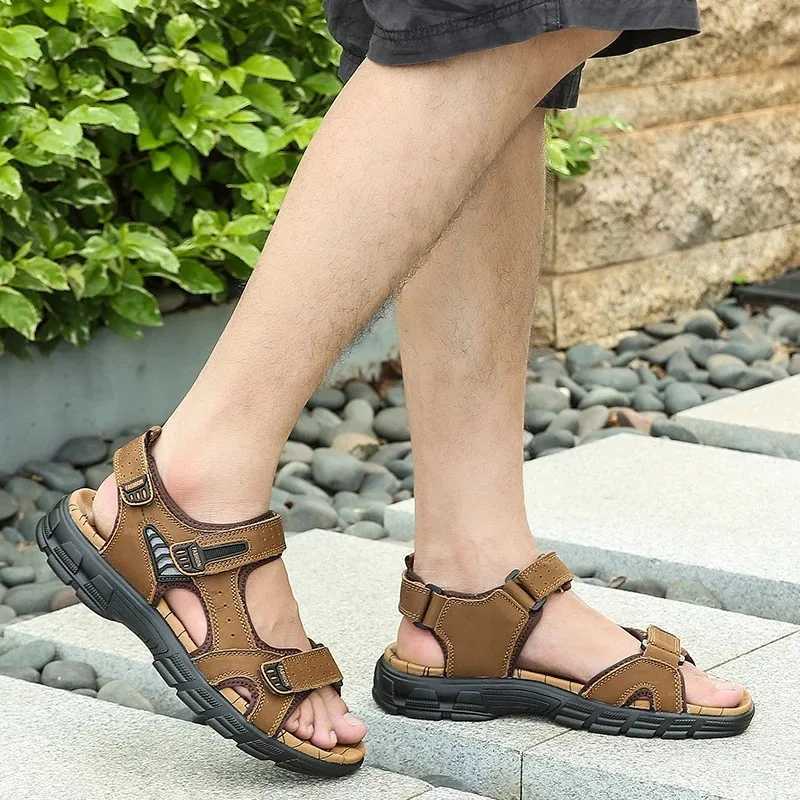 New Arrival New Genuine Leather Mens Sandals Summer Outdoor Non-slip Hiking Trekking Shoes for Men Beach Slippers Casual Sneakers T250220