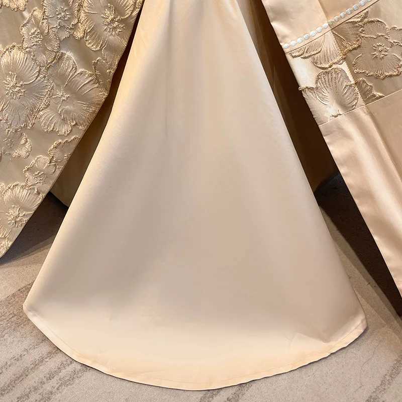 Jacquard Bedding Set Golden Relief Embroidery Polyester/Cotton Duvet Cover Bed Sheet Pillowcases Mattress CoverXJ250220