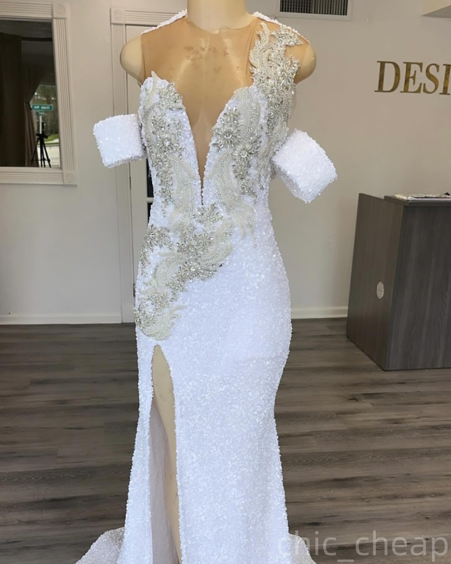 White Mermaid Prom Dresses 2025 Sequined Beaded Crystals High Split Evening Formal Party Second Birthday Engagement Gowns Plus Size Dress For Special 