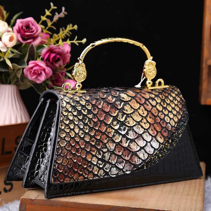 Fashion Brand Genuine Leather Womens Handbags 2024 New Crocodile Pattern Shoulder Crossbody Bag Lady Party Messenger Shell Bags Z250220