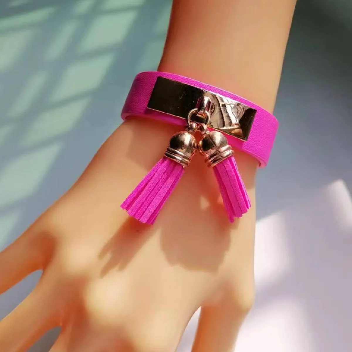 Charm Bracelets Fuxia Tassel Bracelets Neon Summer Bracelets Casual Black Leopard Bracelets Female Women PU Leather Bangle Wholesale Jewelry J250217 1