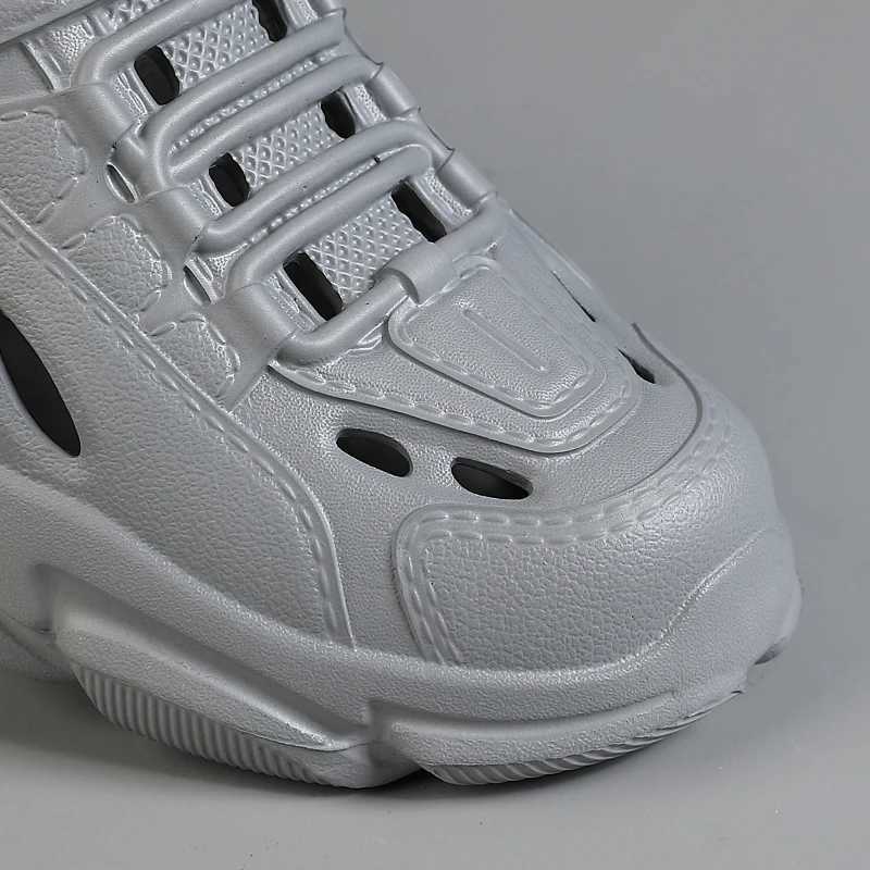 New Arrival Summer New Mens Lightweight and Comfortable Garden Shoes EVA Integrated Perforated Shoes Beach Shoes Sports and Casual Sandals T250220