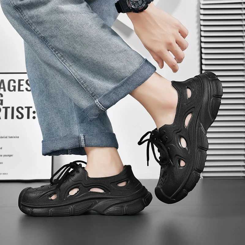 New Arrival Summer mens sandals lightweight EVA mens slippers fashionable mens slippers garden shoes outdoor casual beach shoes walking sports shoes T