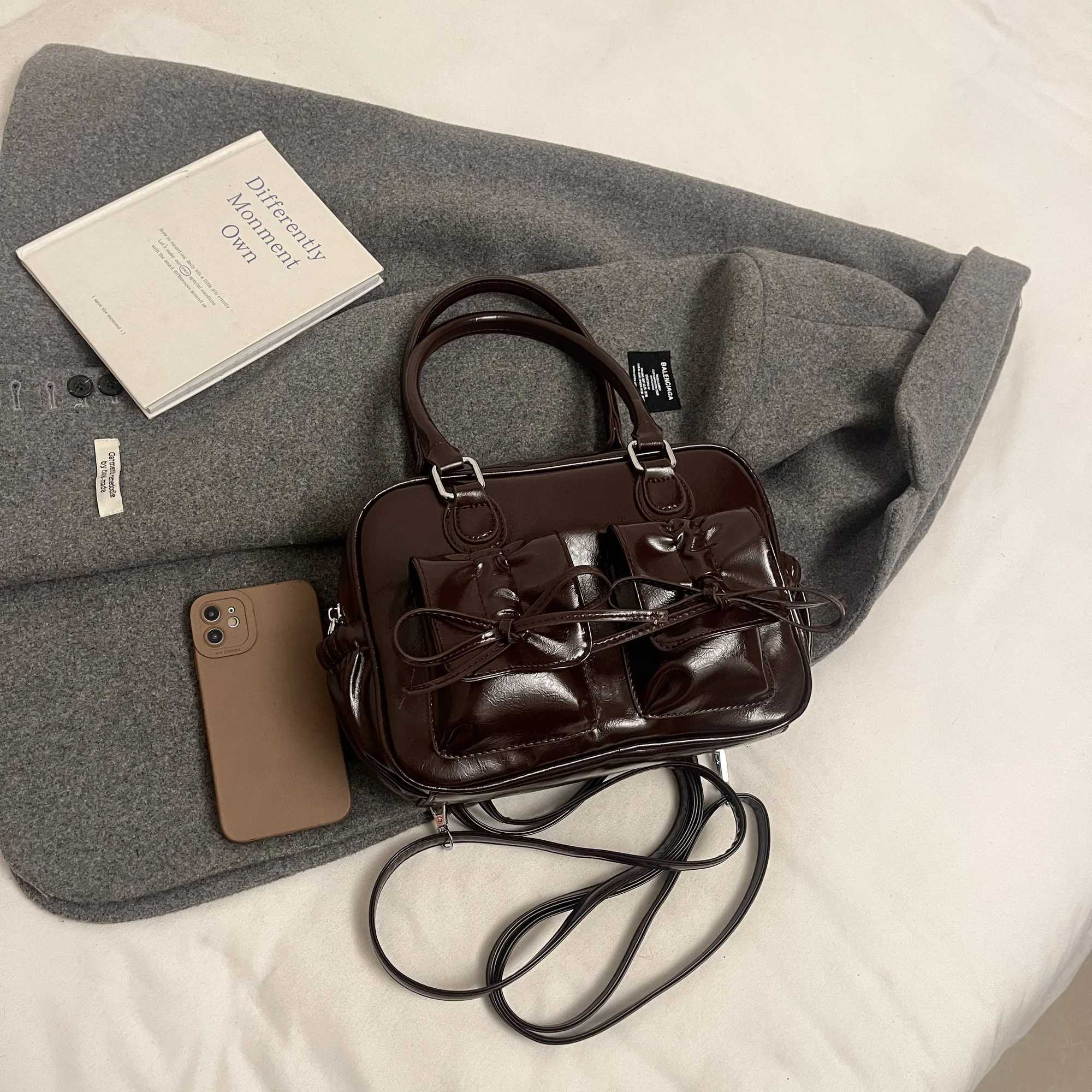 Fashion drstring bow hand-held small bag for women 2024 new Korean version versatile backpack commuting Boston bag Y250220