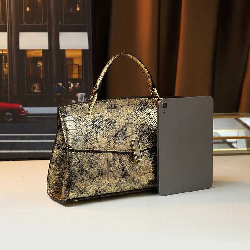Elegant high-end laser snake pattern cross body bag versatile daily communi ion bag elegant womens handbag Z250220