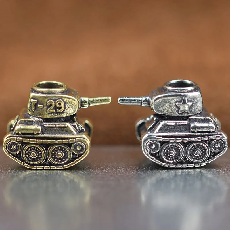 Classic T29 Tank Model Brass Knife Beads Outdoor EDC Umbrella Rope Pendants DIY Paracord Bracelets Accessories Lanyard Hangings 250213