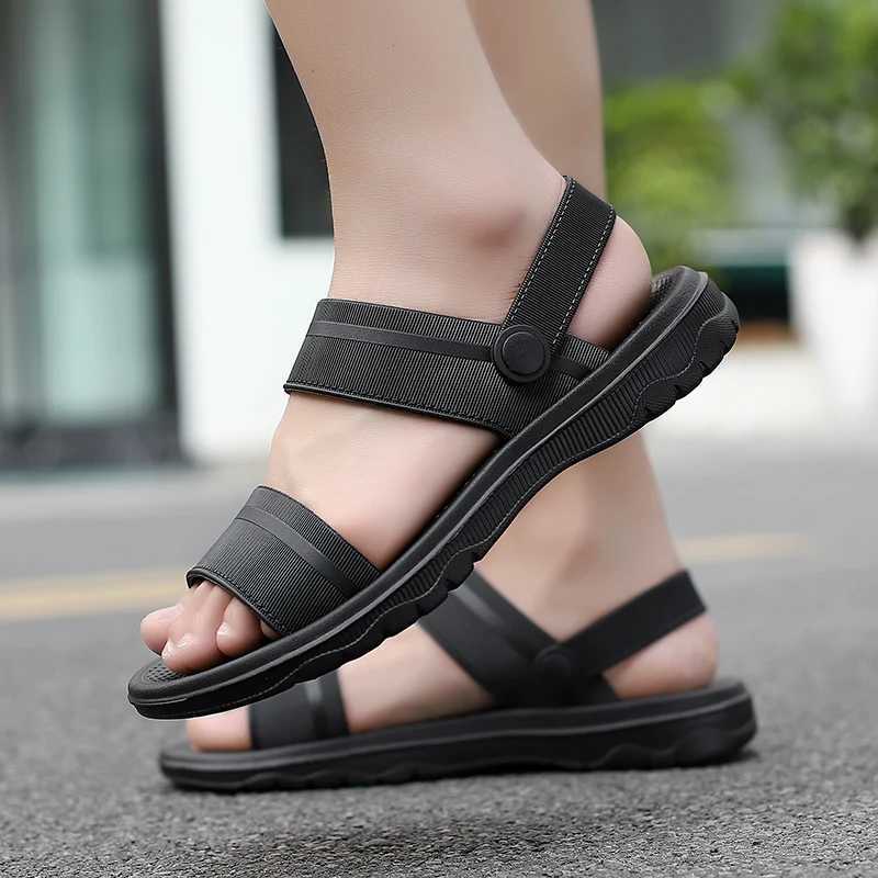 New Arrival Classic Mens Sandals Summer Outdoor Slippers Men Lightweight Sandals FAshion Men Casual Shoes Size 38-45 Sandals Men T250220
