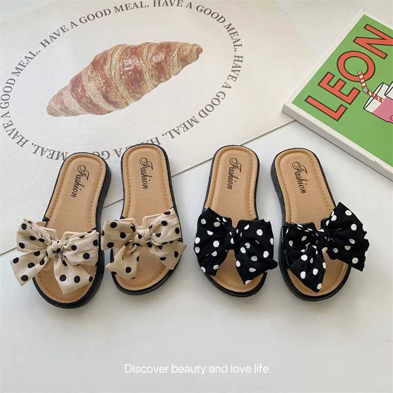 Summer Girls Sandals and Slippers Fashion Outdoor Wear Non-slip Cute Baby Girl Soft-soled Slippers Childrens SlippersXJ250221