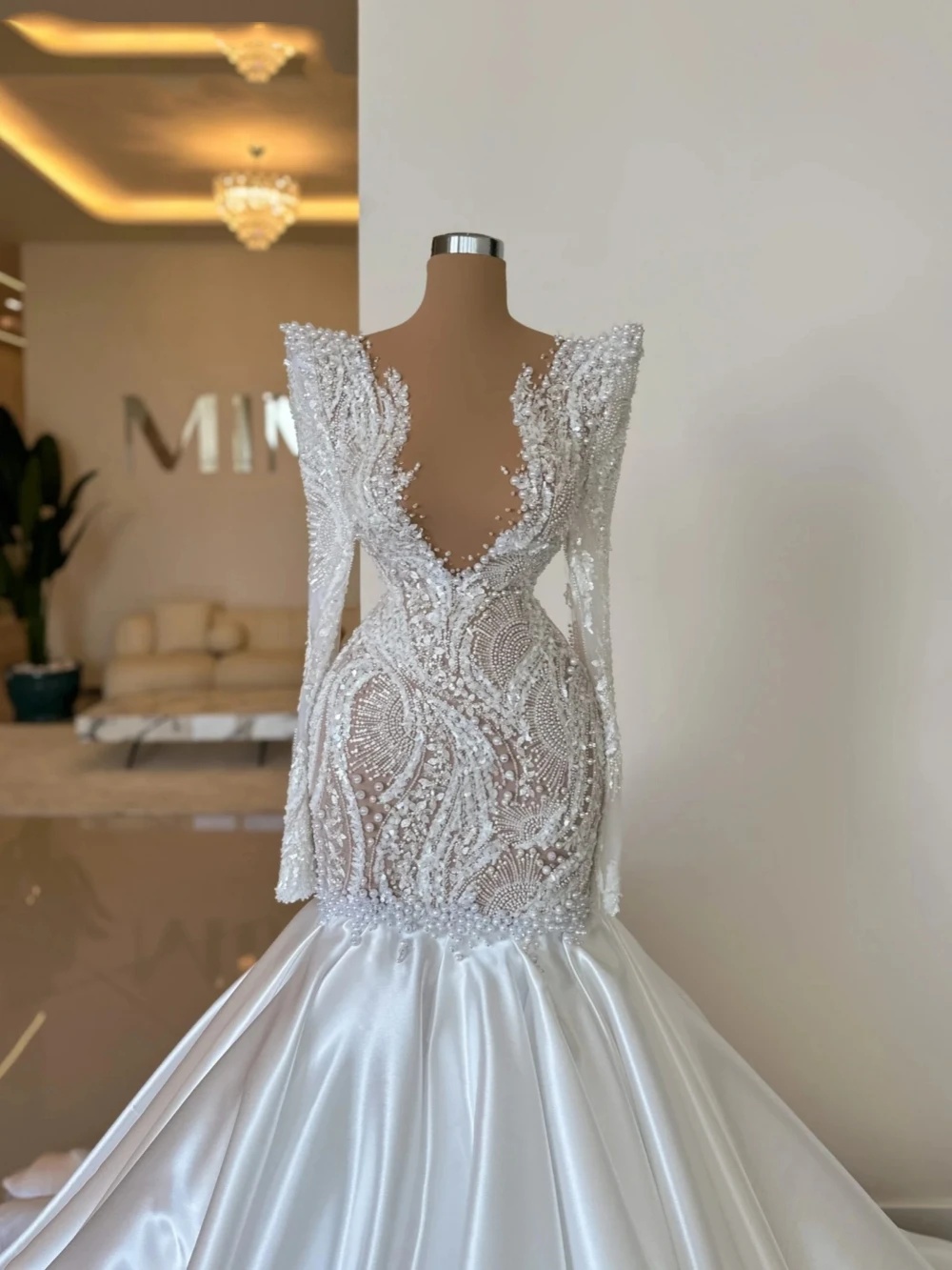Sexy Mermaid Wedding Dress Sheer Neck Long Sleeves Bridal Gowns Pearls Appliques Sweep Train Dresses Custom Made vestidos de novia
