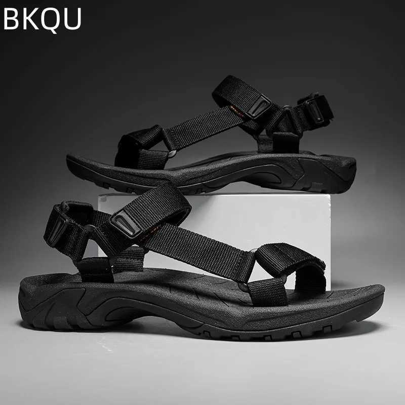 New Arrival Summer Mens Sandals Beach Shoes Wading Shoes Round Head Flat New Comfortable Non-slip Lightweight Best-selling fashion T250220
