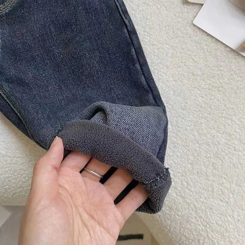 Boys plush and thick pants autumn and winter clothing childrens soft and elastic casual jeans baby warm pants Z250220