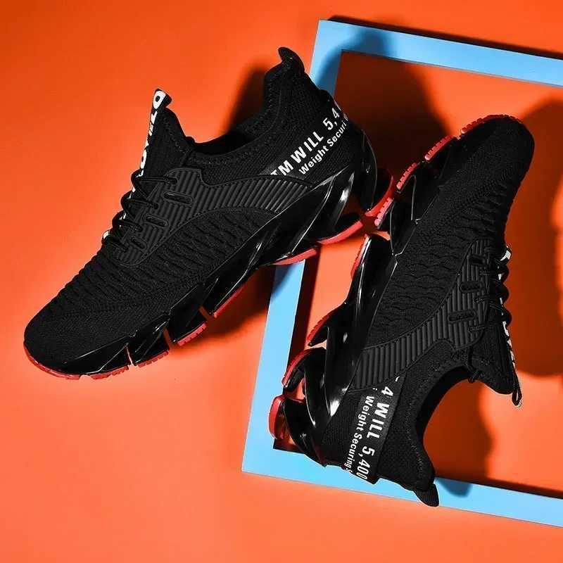New lightweight mens running shoes comfortable and breathable mesh sports shoes Fi mens casual shoes breathable mesh shoesXJ250324