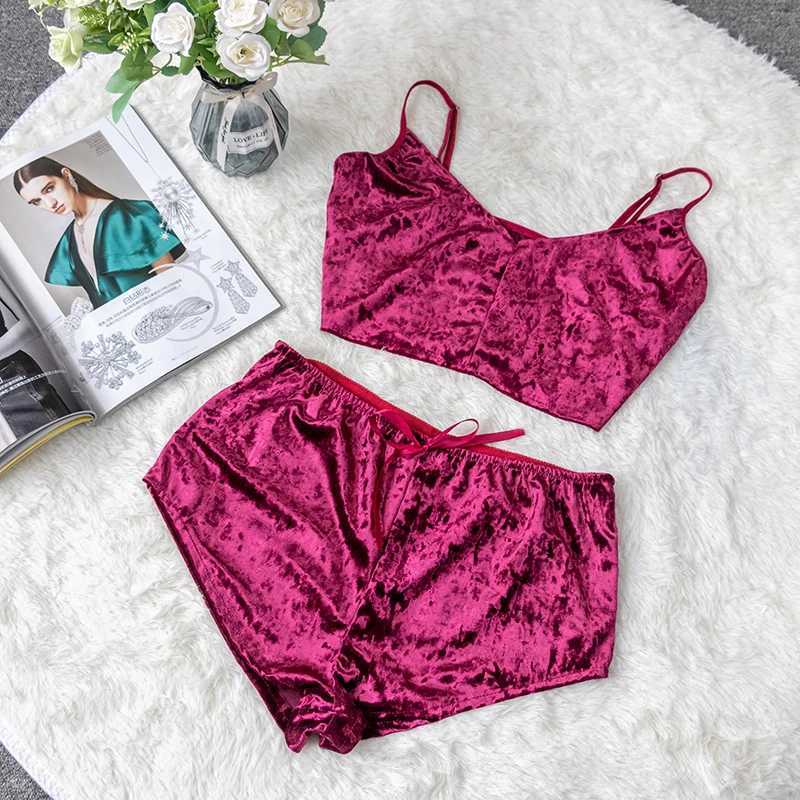 2023 New Fashion Women 2pcs Velvet Spwear Sexy Camisole Silky Smooth Shorts Sveless Pajama Set Ladies Spwear FeXJ250220